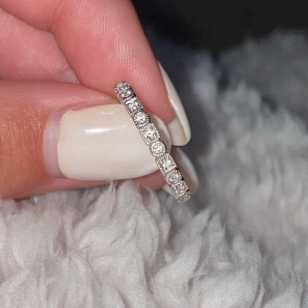 Bell Jewlers Ring